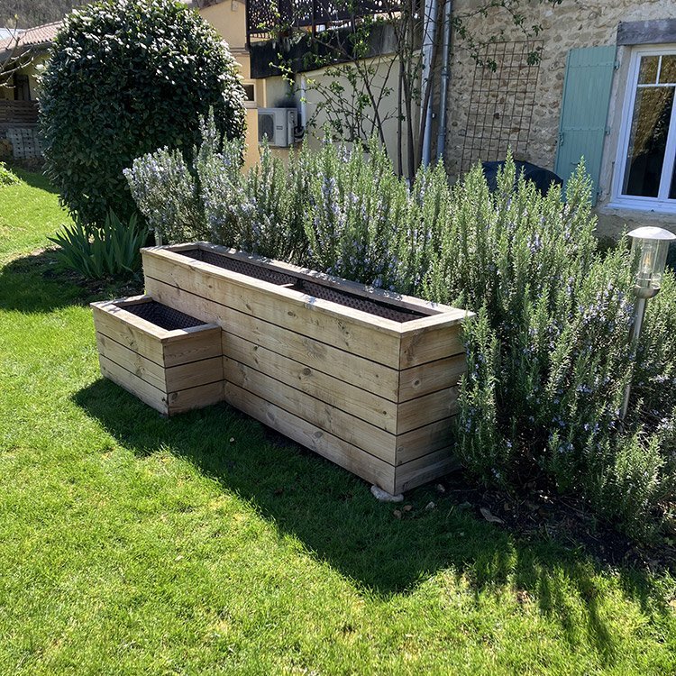 <strong>Jardinière bois</strong> <small>© Philippe Serre</small>